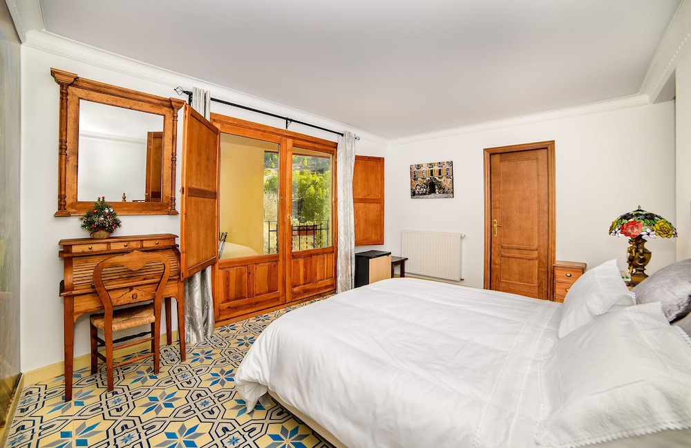 Double Or Twin Room photo 2
