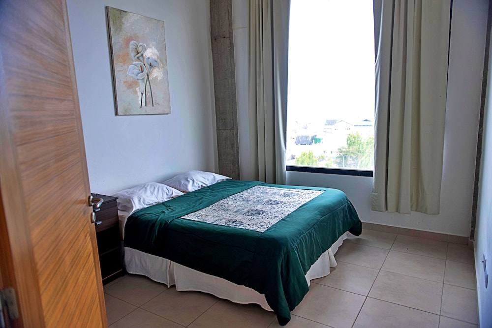 Superior Apartment, 1 Bedroom, Canal View photo 2