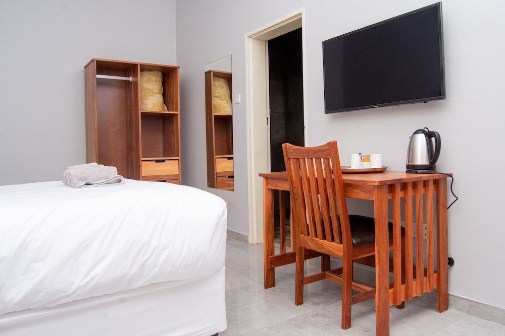 Basic Double Room