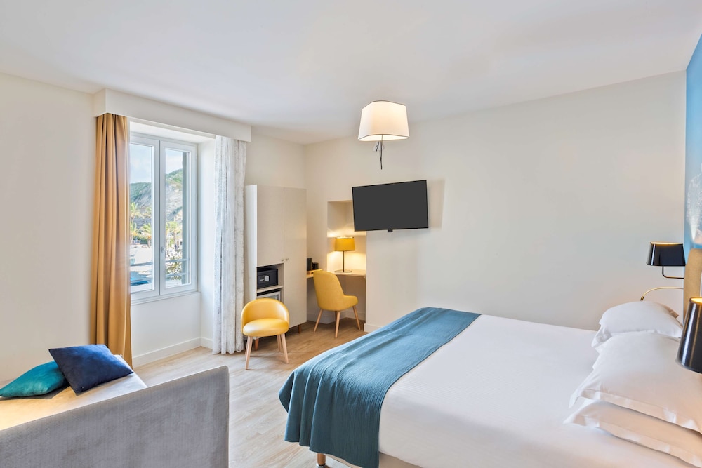 Superior Room, 1 Queen Bed, Non Smoking