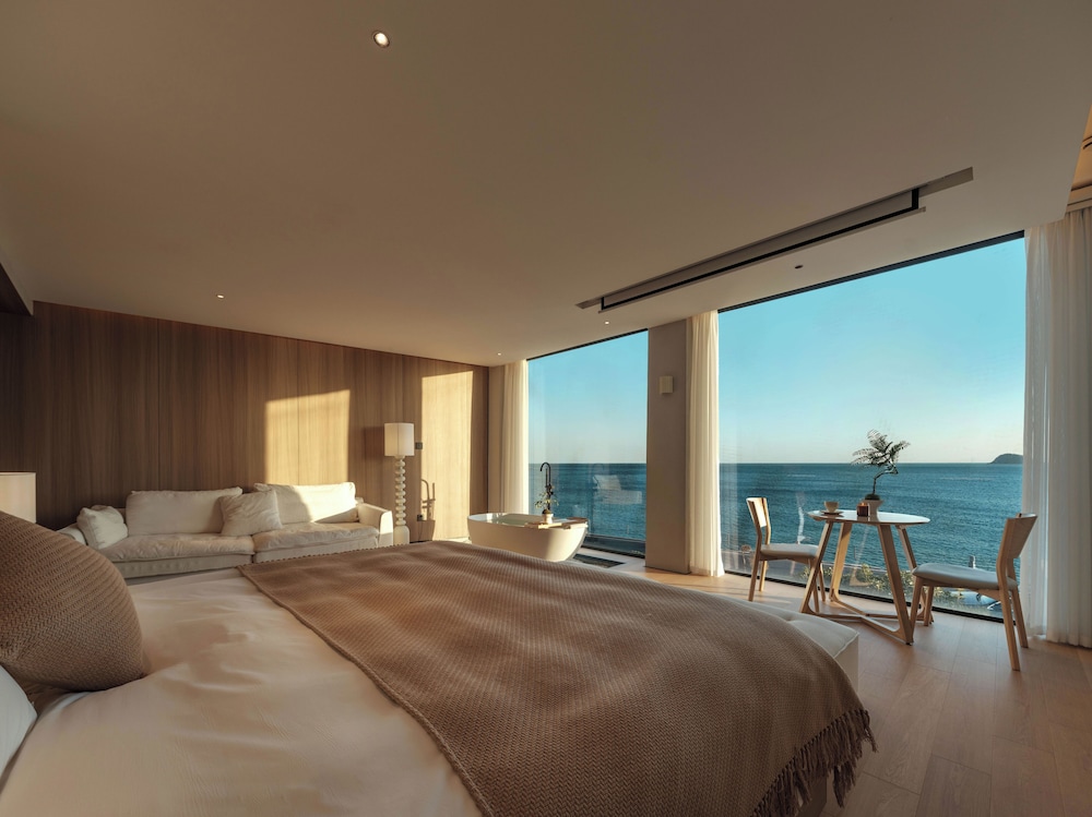 Panoramic Double Room, Private Bathroom, Sea View