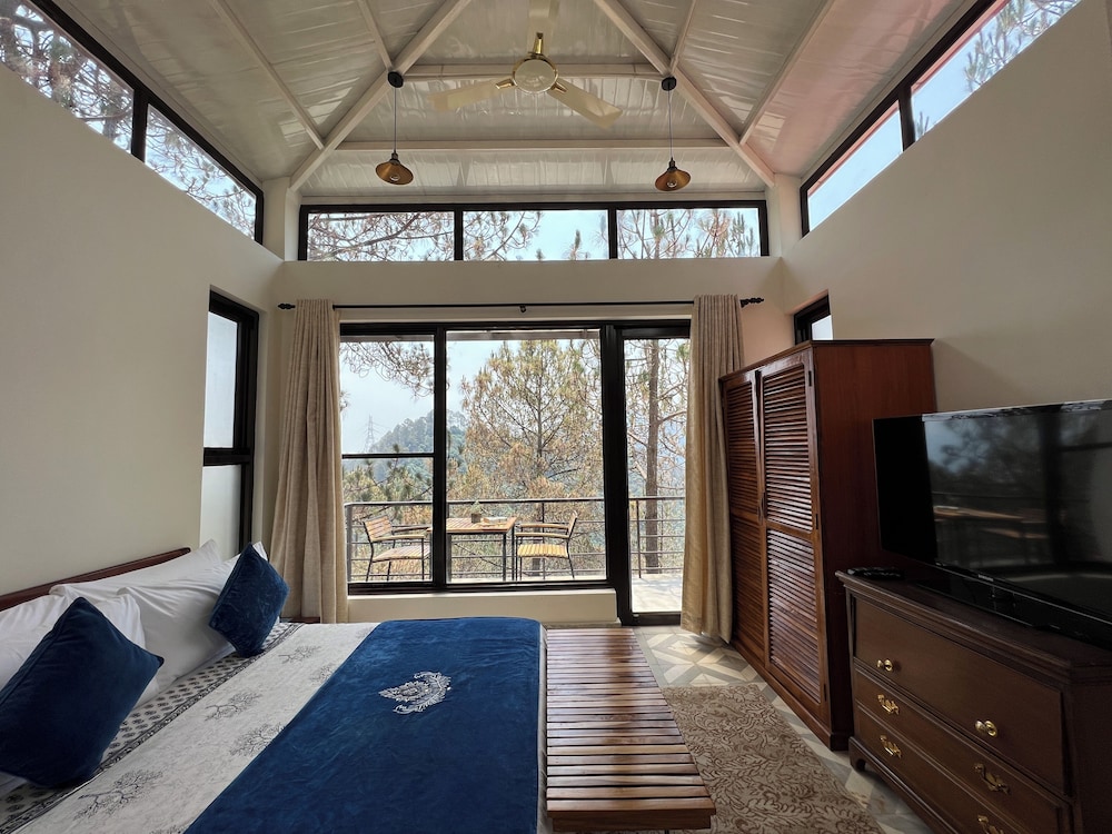 Suite, 1 Bedroom (Pine Forest) - Photo 12