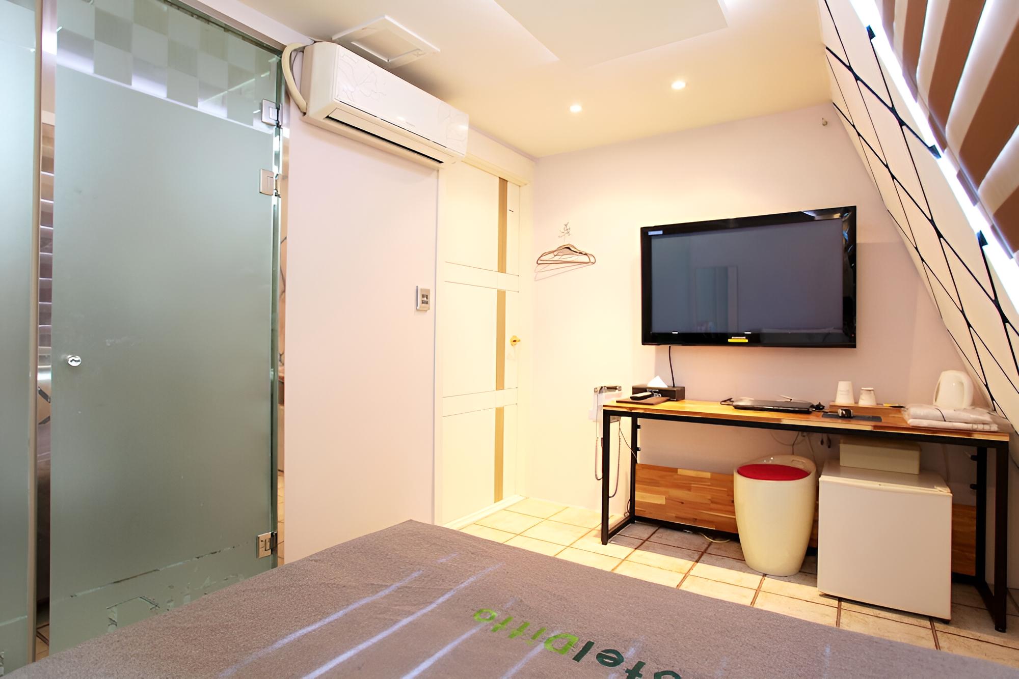 Room (Mini Room I No vehicles) - Photo 3