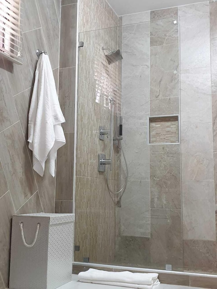 Executive Suite, 2 Bedrooms, Non Smoking photo 3