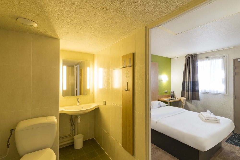 Double Room, Non Smoking photo 3