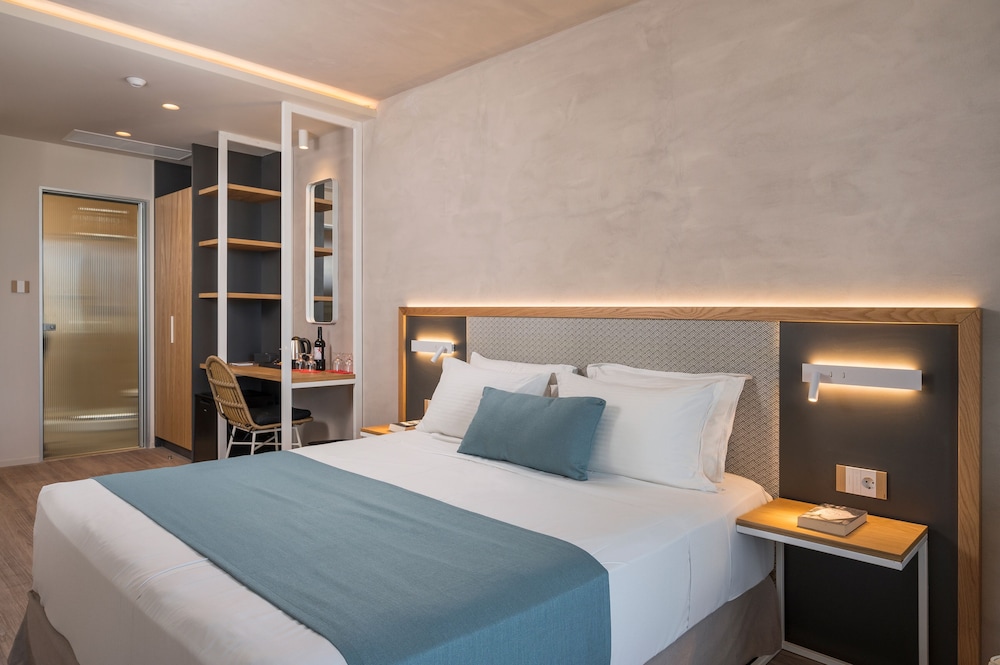 Premium Double Room photo 2