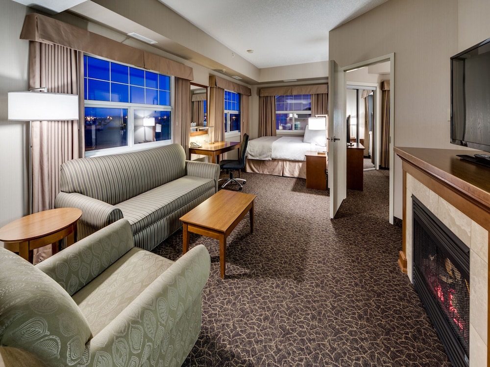 Junior Room, Jetted Tub