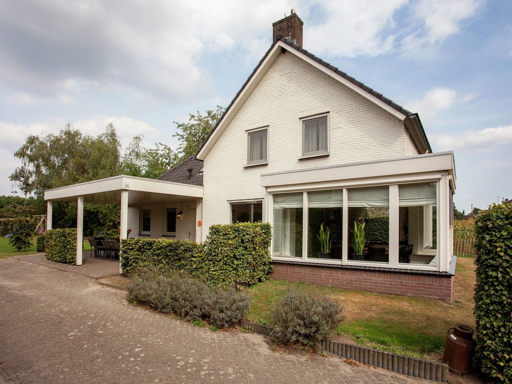 House photo 1