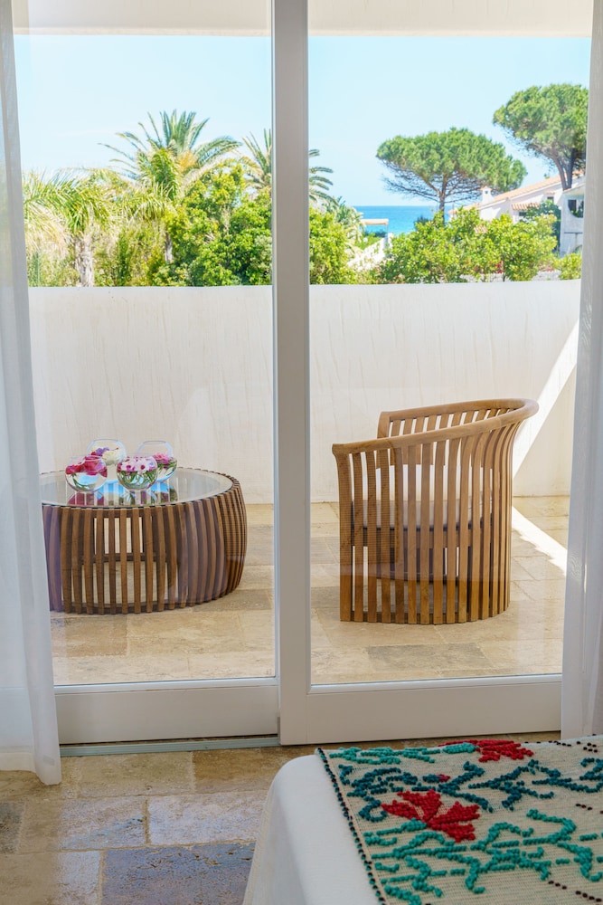 Luxury Studio Suite photo 2