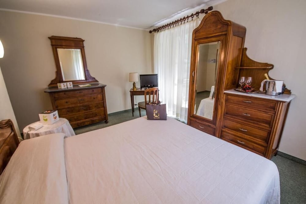 Traditional Room photo 1