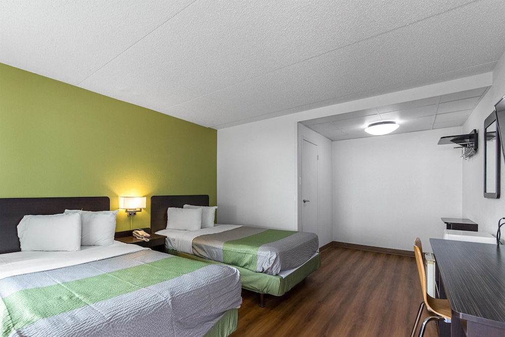 Standard Room, 2 Double Beds, Non Smoking - Photo 8
