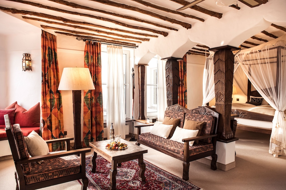 Exclusive Studio Suite