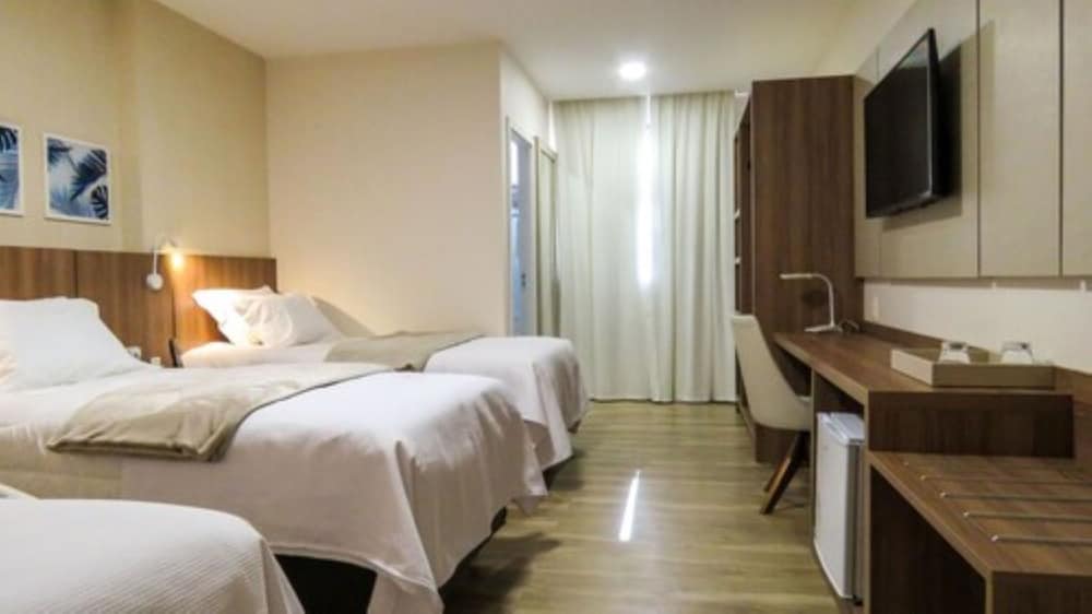 Deluxe Triple Room, 3 Twin Beds - Photo 3