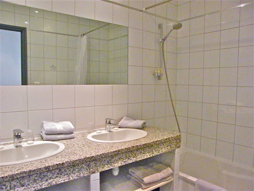Family Duplex, 2 Bedrooms, Balcony, Courtyard Area photo 2