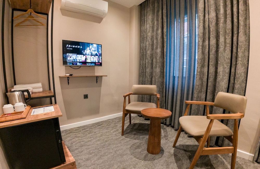 Deluxe Double Room photo 2