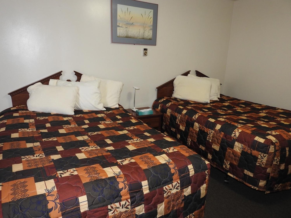 Comfort Room, 2 Queen Beds photo 3