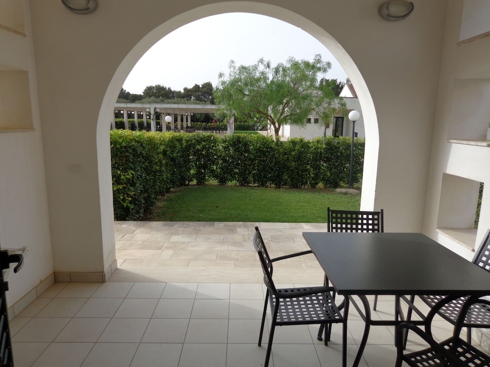 Standard Apartment, Balcony