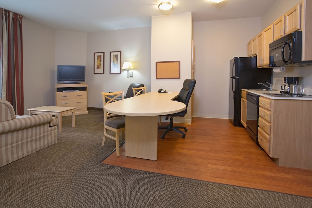 Room, 1 Bedroom - Photo 10