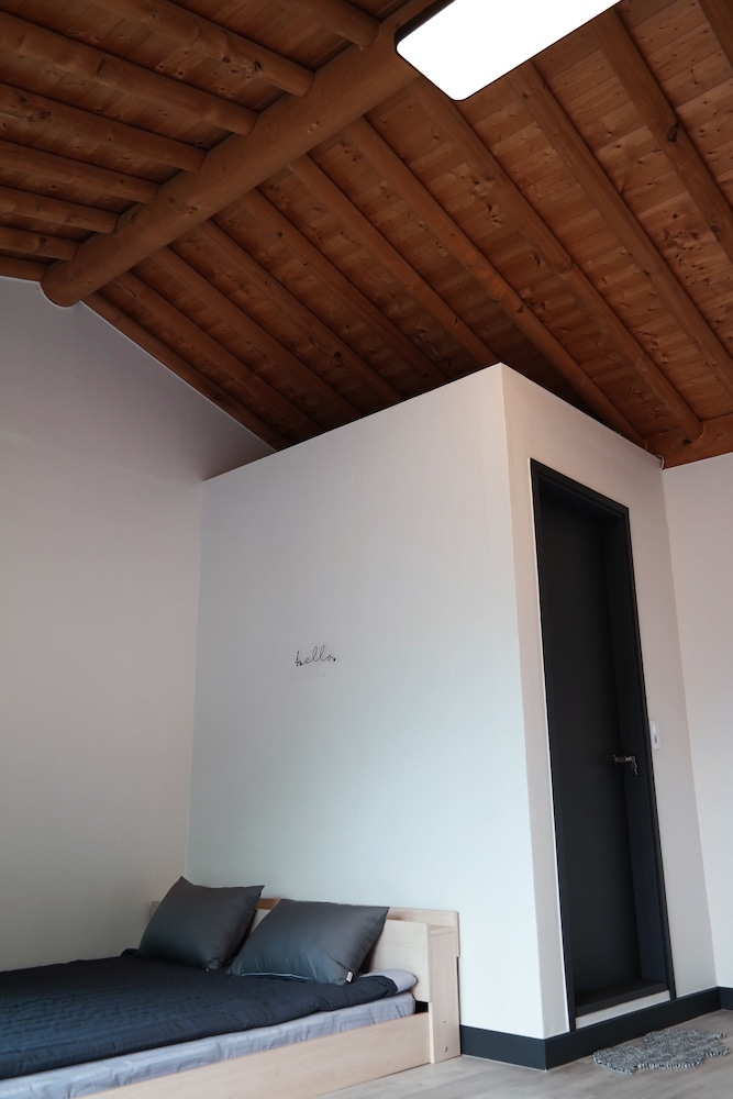 Family Villa, 2 Bedrooms, Pool Access photo 3