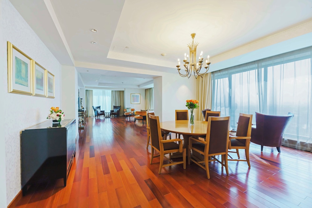 Suite, 3 Bedrooms (Fully Furnished)