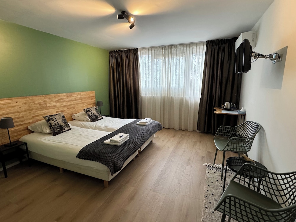 Deluxe Double Room (Plus) photo 2