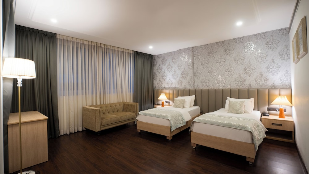 Junior Room - Photo 2