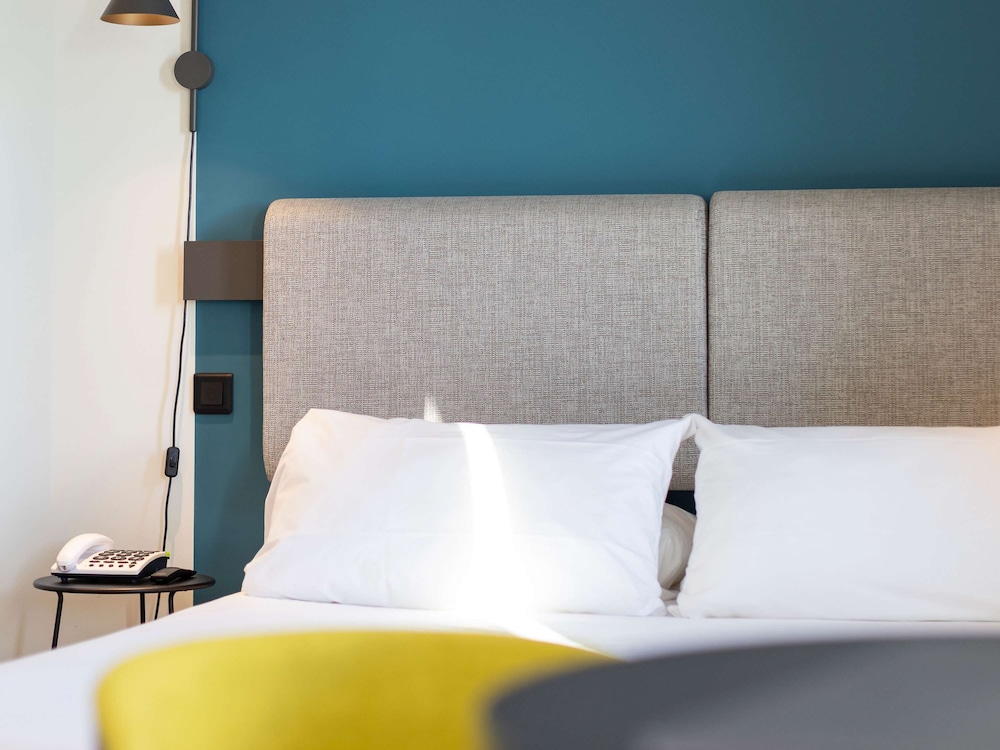 Standard Room, 1 Double Bed with Sofa bed - Photo 6
