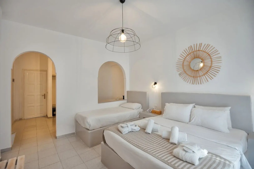 Triple Room, Pool View