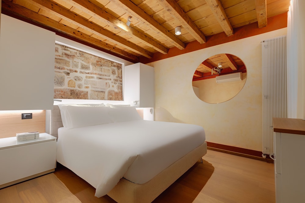 Luxury Apartment