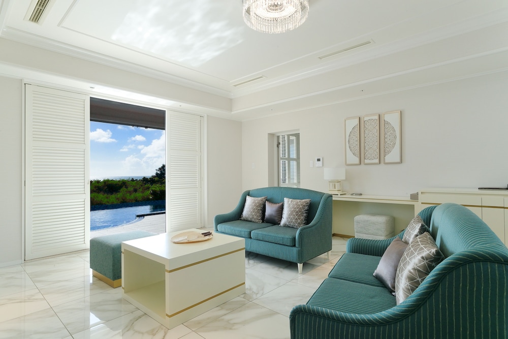 Royal Pool Villa House - Photo 4