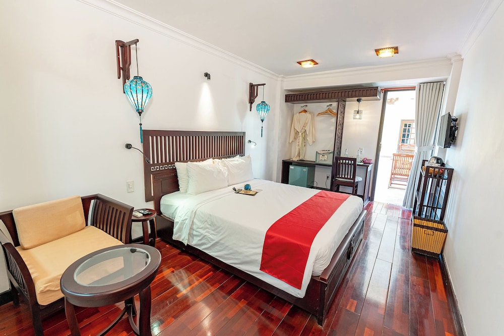 Deluxe Double Room - Photo 25