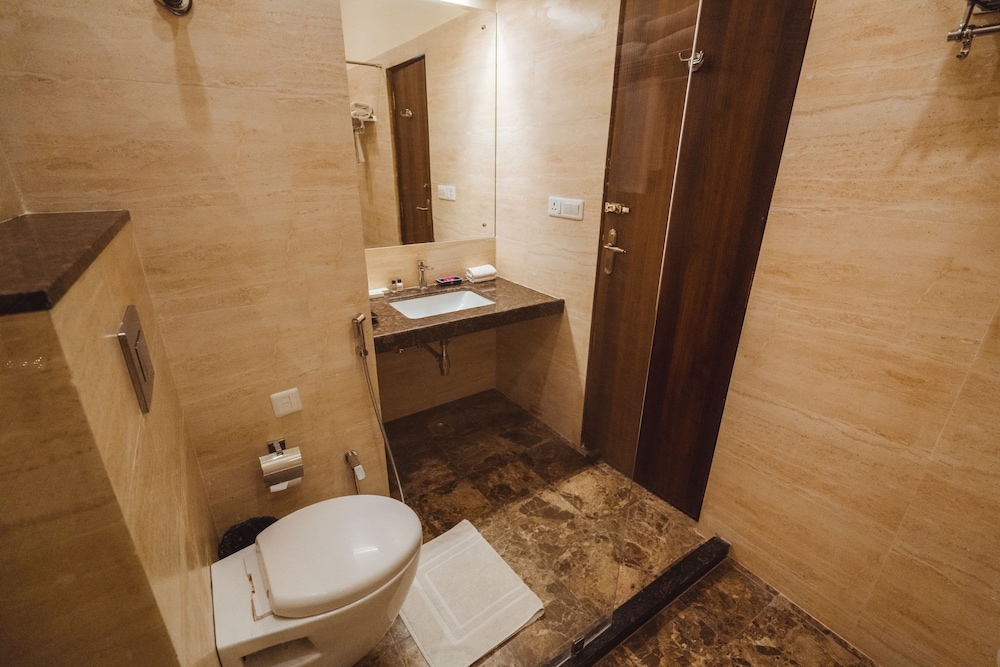 Club Room with Jharokha photo 3