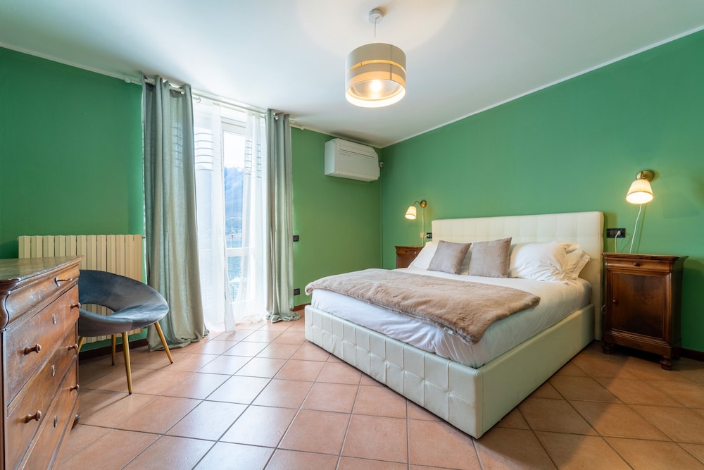 Deluxe Apartment, Balcony, Lake View