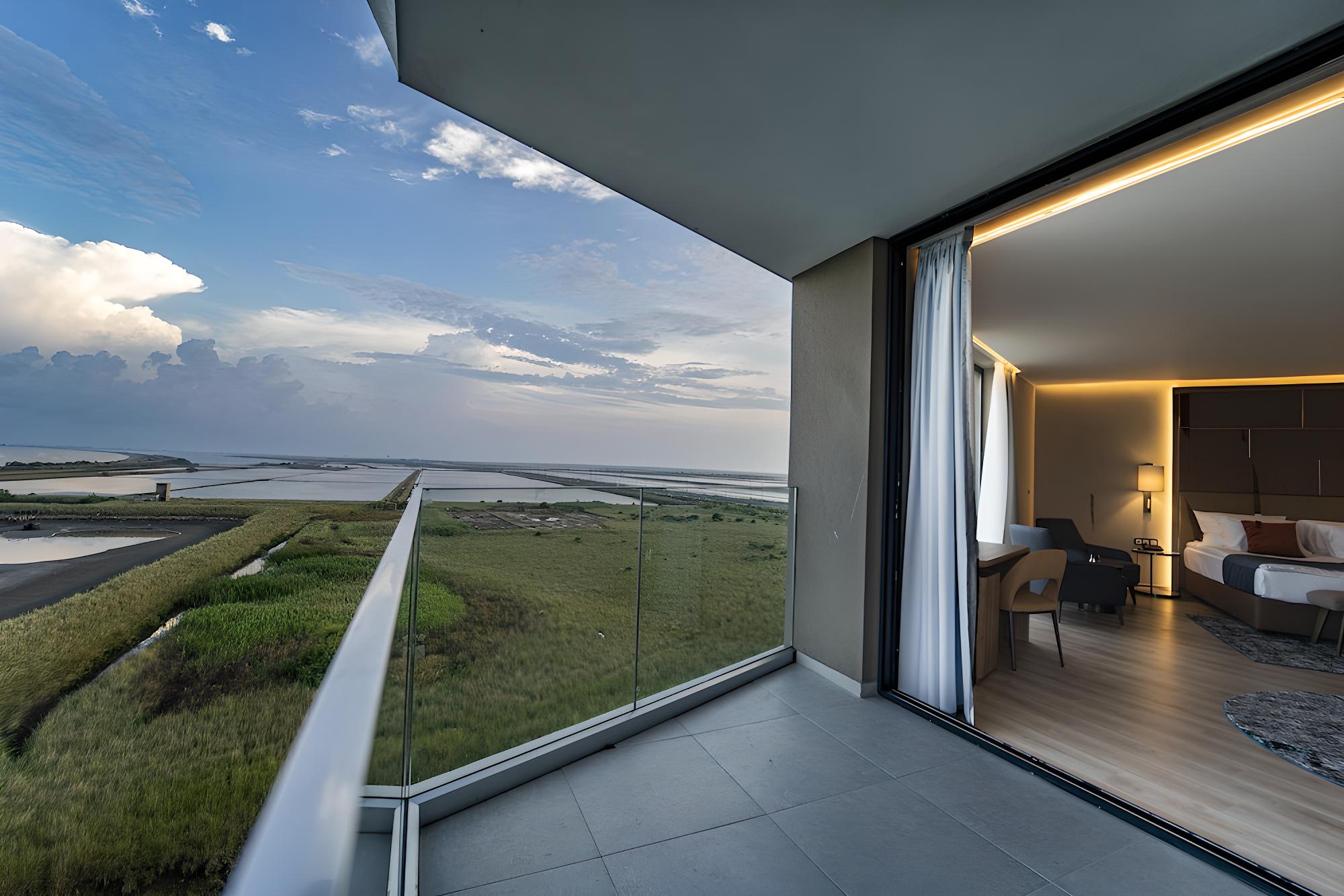 Premium Sea View Room photo 3