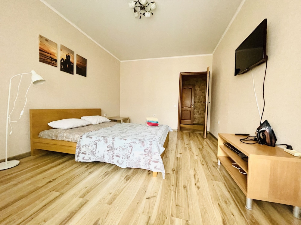 Classic Apartment, 2 Bedrooms, Kitchen