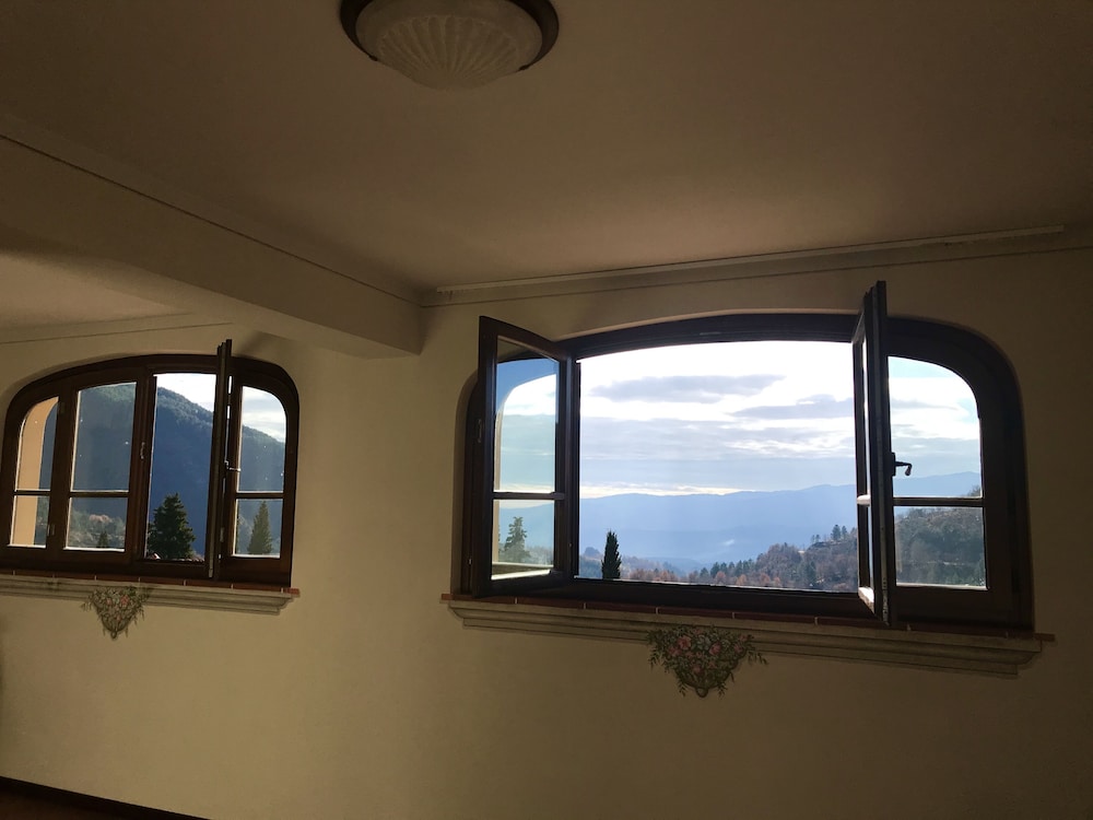 Deluxe Suite - Photo 3