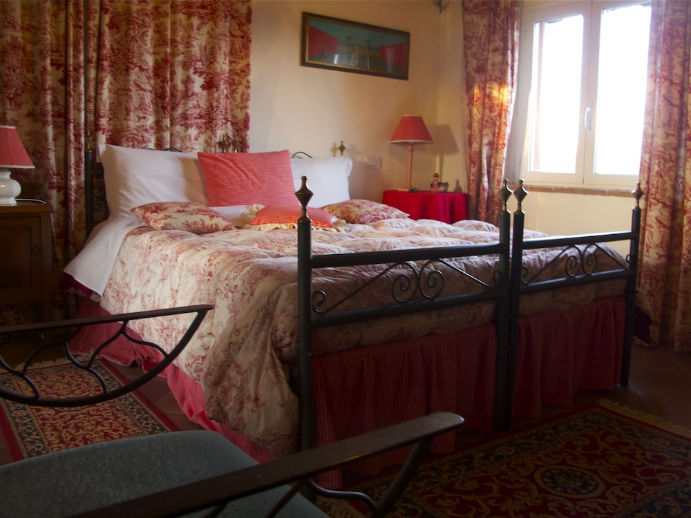 Double Or Twin Room, Pool View photo 2