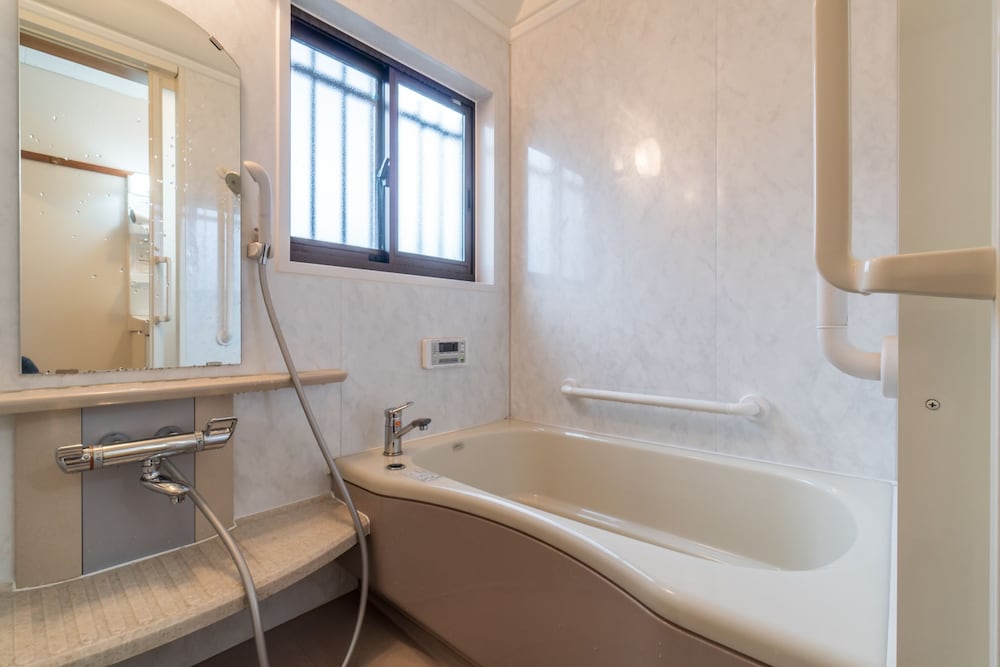 Entire House Rental photo 3