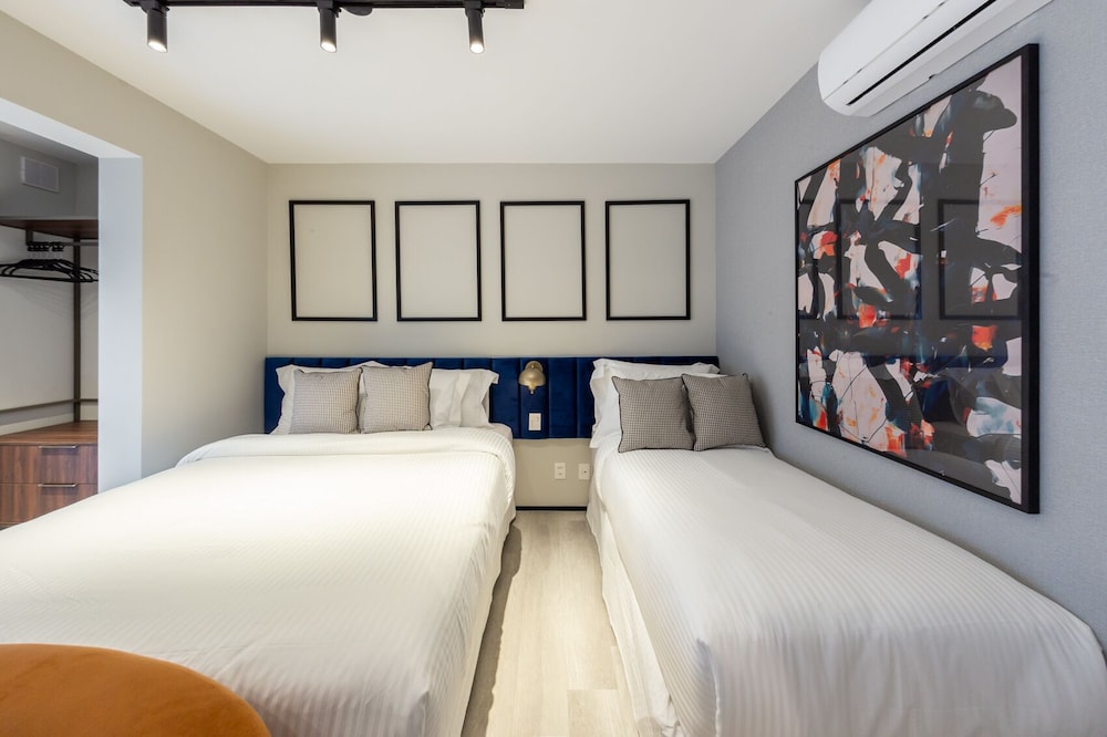 Family Studio Suite
