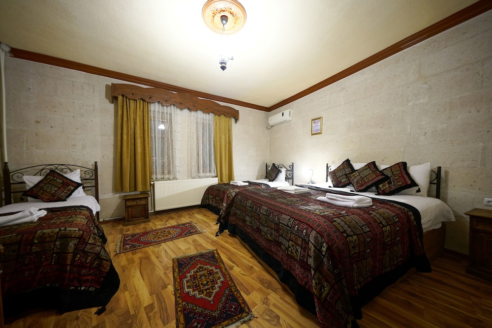 Standard Quadruple Room, 1 Bedroom photo 2