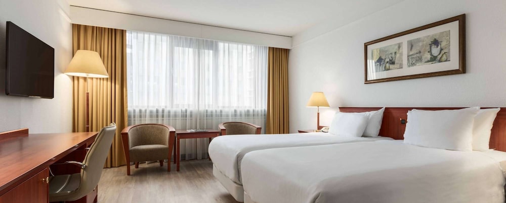 Superior Room (Extra Large Extra Bed 3 adults)