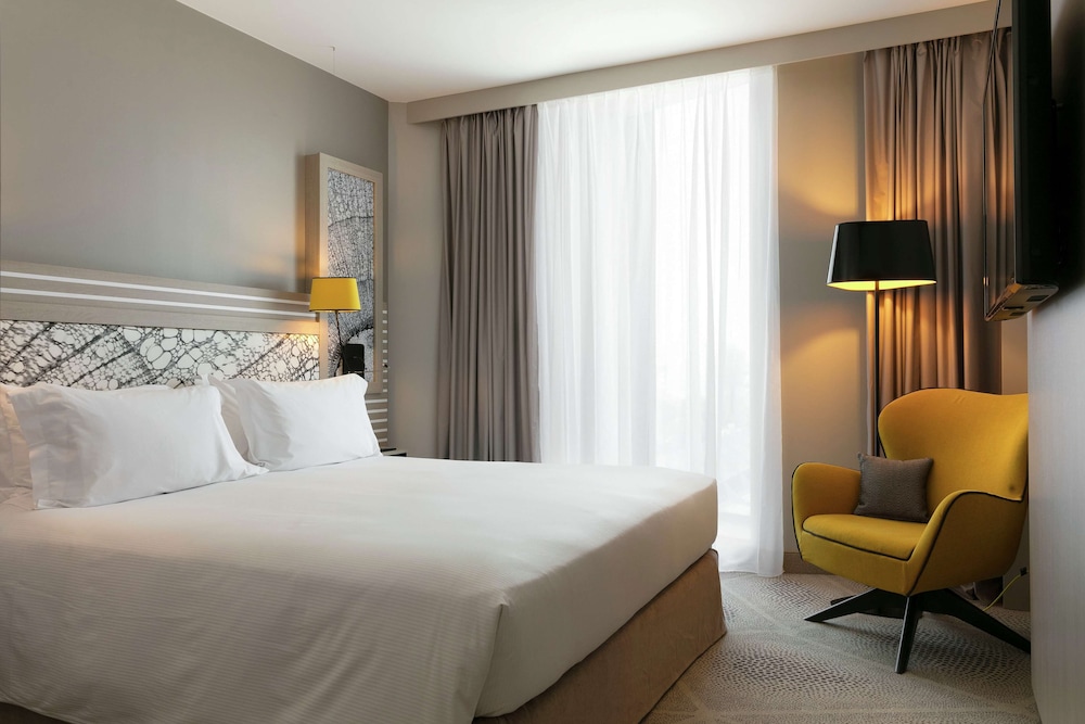 Suite, 1 Bedroom thumbnail 6