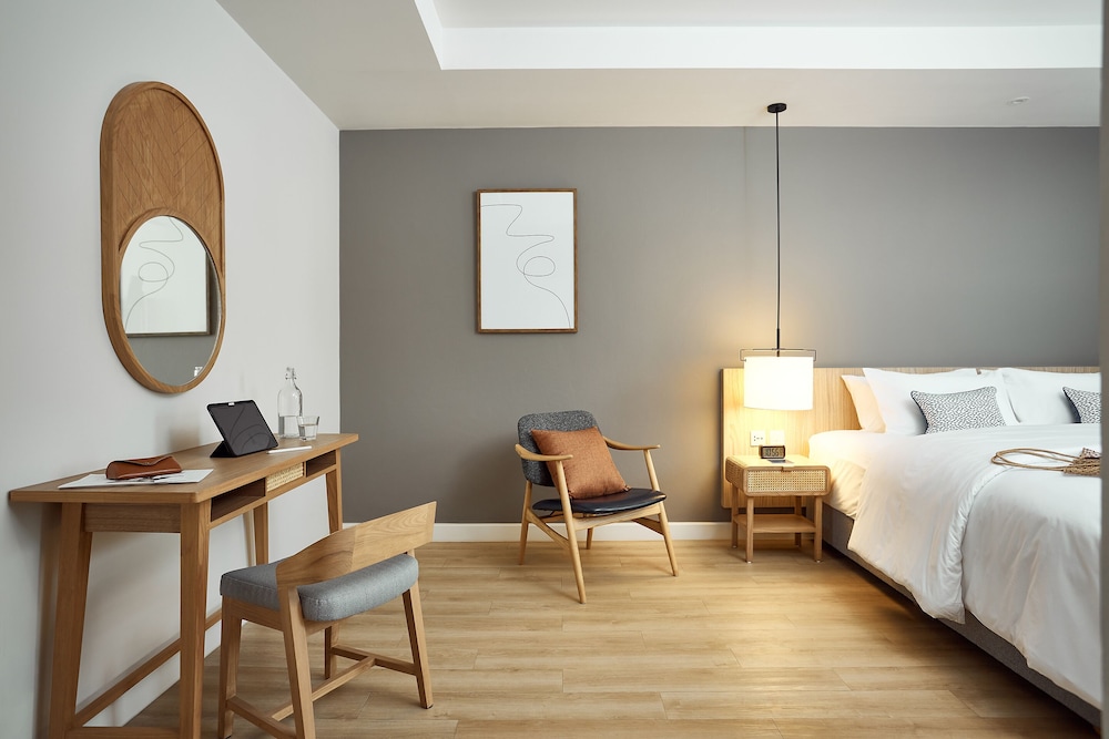 Suite, 1 Bedroom photo 2