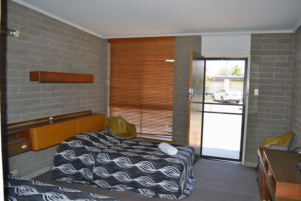 Twin Room, 2 Twin Beds - Photo 5