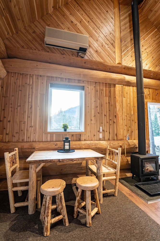 Ridge View Cabin photo 2