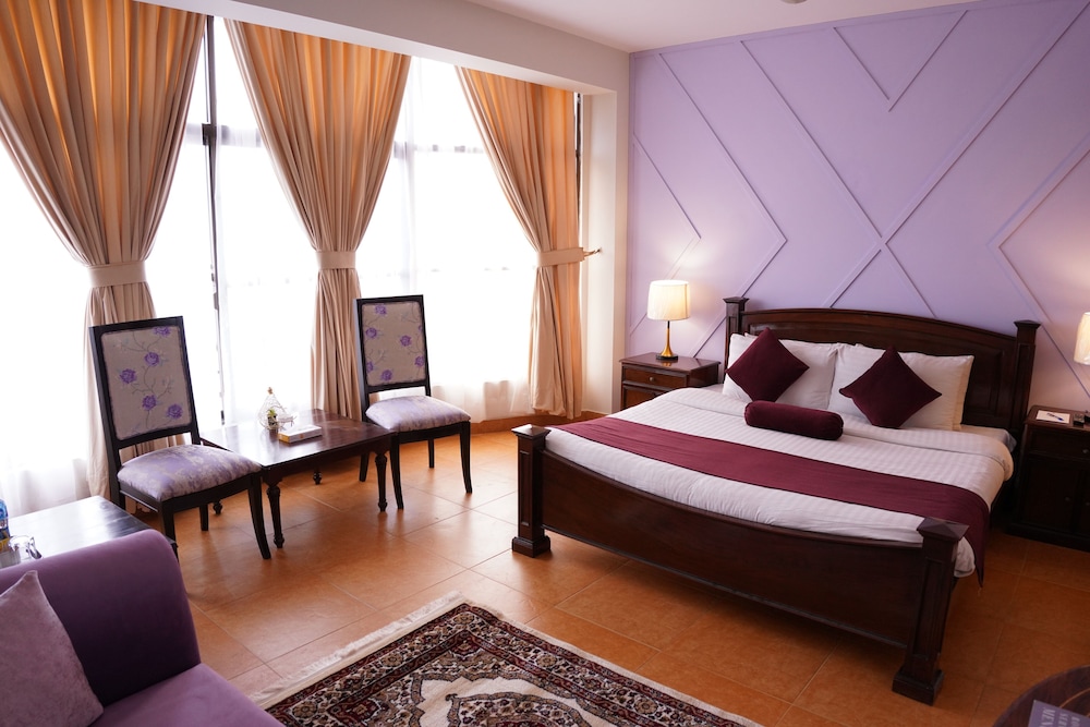 Executive Suite photo 1