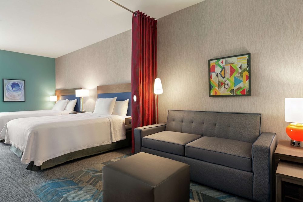 Studio, 2 Queen Beds, Accessible, Bathtub (Mobility & Hearing) photo 1