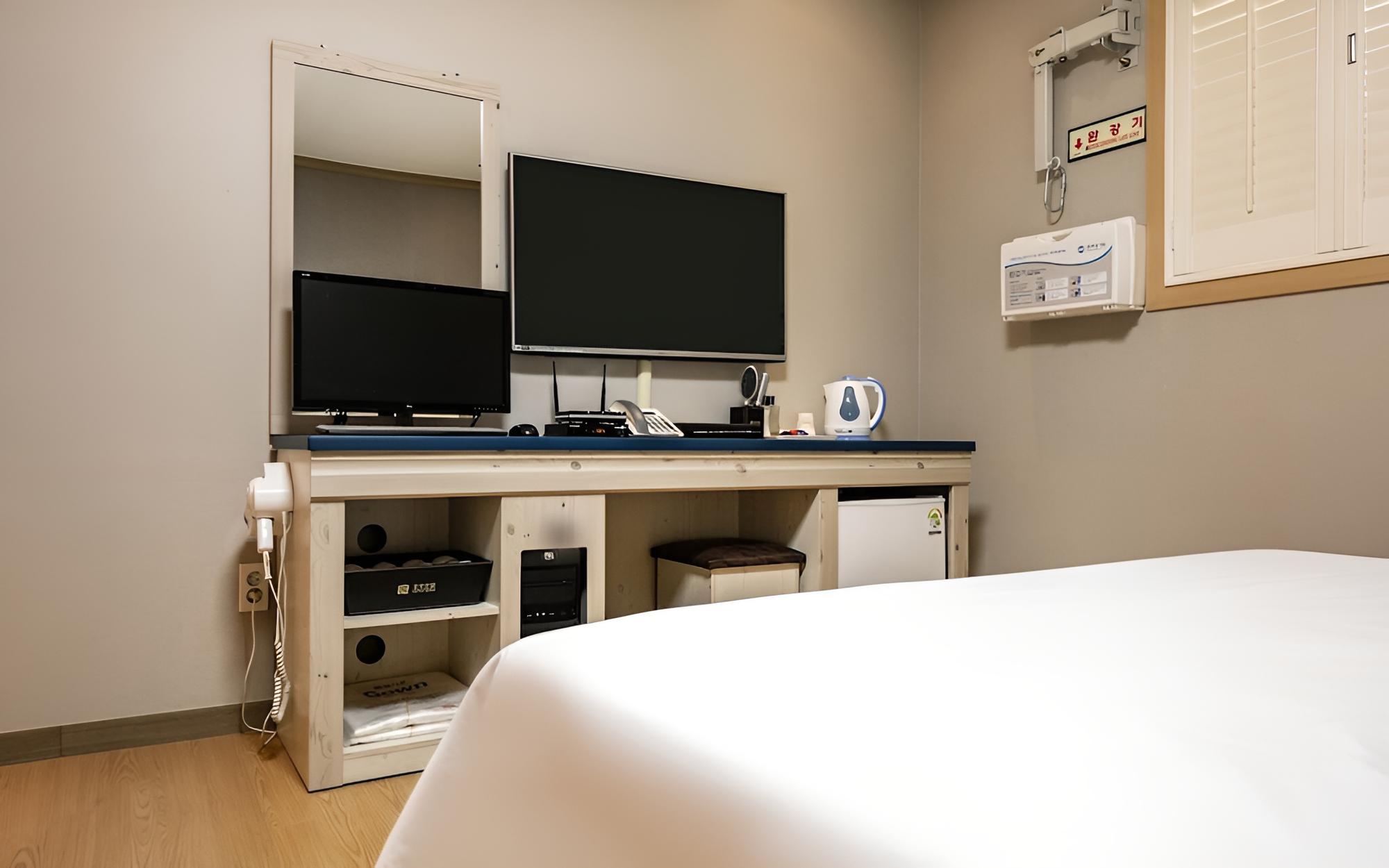 Room (Standard Room) photo 2
