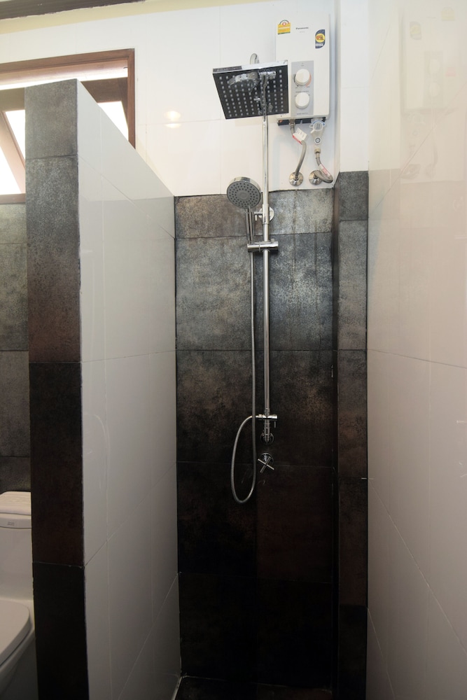 Deluxe Triple Room photo 2