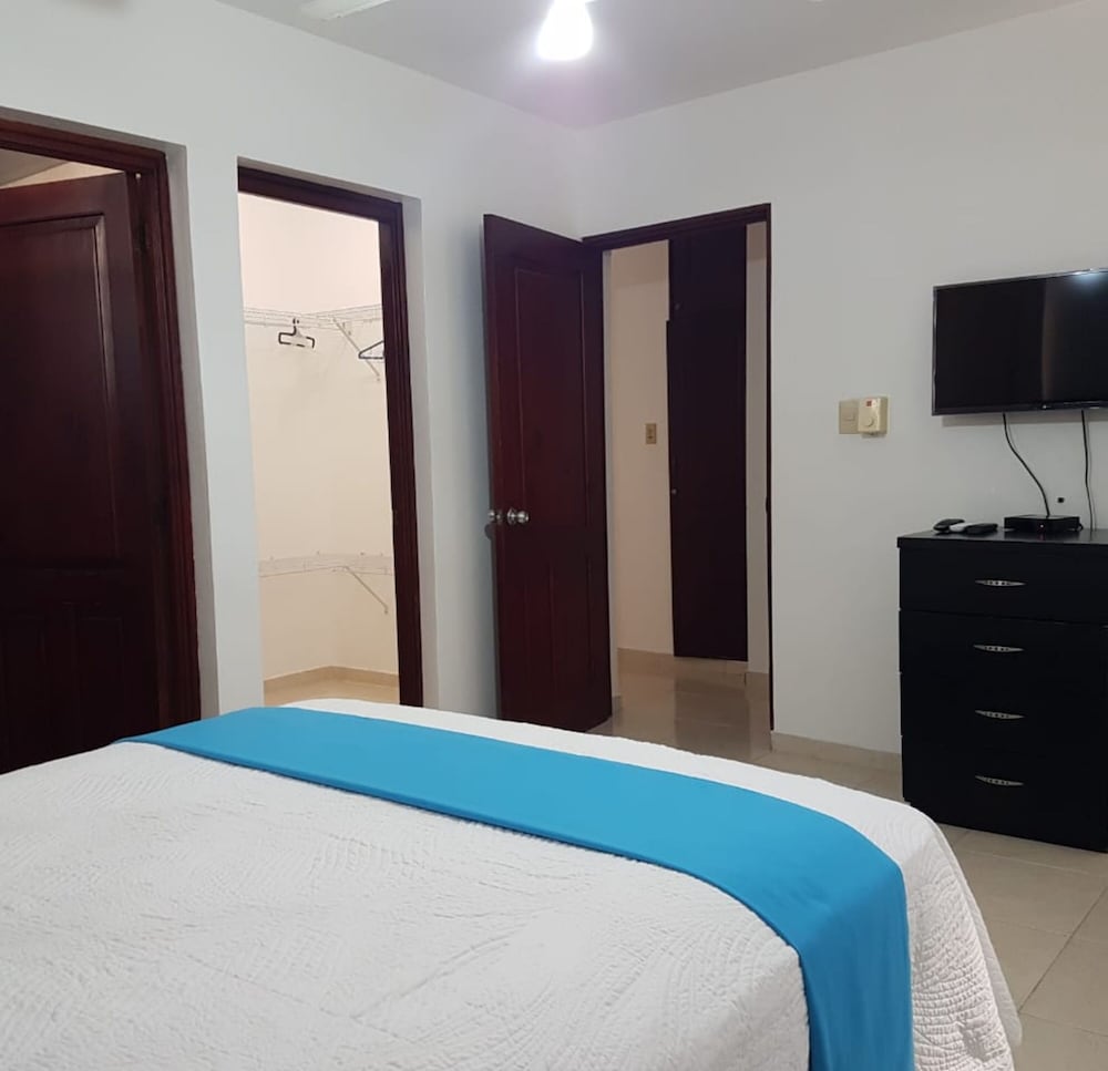 Deluxe Apartment, 2 Bedrooms, Non Smoking, Balcony photo 2